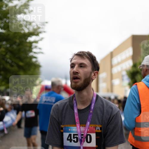 12.06.2026 - Holstenköstenlauf Michael Strokosch http://msf.ph/oto/9750608 12.06.2026 17:54:34 Laufen 36, 4550 meine-sportfotos.de