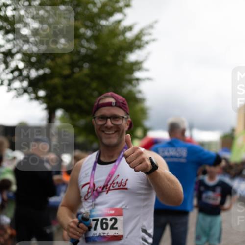 12.06.2026 - Holstenköstenlauf Michael Strokosch http://msf.ph/oto/9750616 12.06.2026 17:54:41 Laufen 762 meine-sportfotos.de