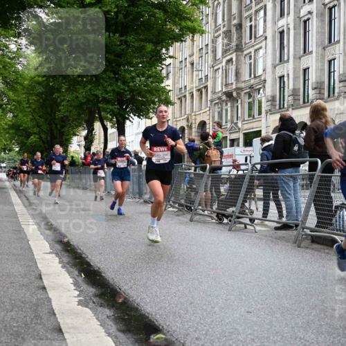 14.06.2026 - REWE Women's Run J. Mangold http://msf.ph/oto/9750647 14.06.2026 10:01:40 Ziel 10177, 10431, 10817, 10860, 11139, 11162, 11180, 11506 meine-sportfotos.de