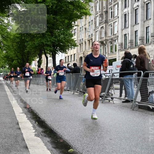 14.06.2026 - REWE Women's Run J. Mangold http://msf.ph/oto/9750650 14.06.2026 10:01:40 Ziel 10177, 10431, 10817, 10860, 11139, 11162, 11180, 11506 meine-sportfotos.de