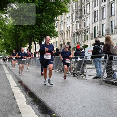14.06.2026 - REWE Women's Run J. Mangold http://msf.ph/oto/9750664 14.06.2026 10:01:44 Ziel 10132, 10177, 10251, 10860, 10967, 11162, 11180, 11506, 11511, 11514 meine-sportfotos.de