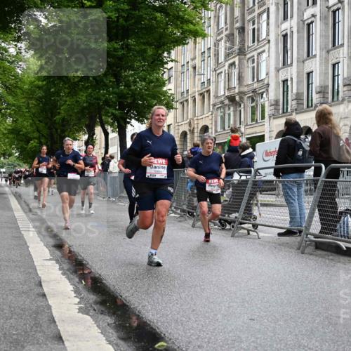 14.06.2026 - REWE Women's Run J. Mangold http://msf.ph/oto/9750665 14.06.2026 10:01:44 Ziel 10132, 10177, 10251, 10860, 10967, 11162, 11180, 11506, 11511, 11514 meine-sportfotos.de