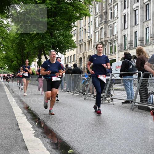 14.06.2026 - REWE Women's Run J. Mangold http://msf.ph/oto/9750673 14.06.2026 10:01:46 Ziel 10132, 10177, 10251, 10340, 10860, 10967, 11162, 11511, 11514 meine-sportfotos.de