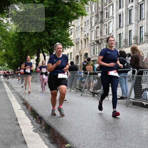 14.06.2026 - REWE Women's Run J. Mangold http://msf.ph/oto/9750675 14.06.2026 10:01:46 Ziel 10132, 10177, 10251, 10340, 10860, 10967, 11162, 11511, 11514 meine-sportfotos.de
