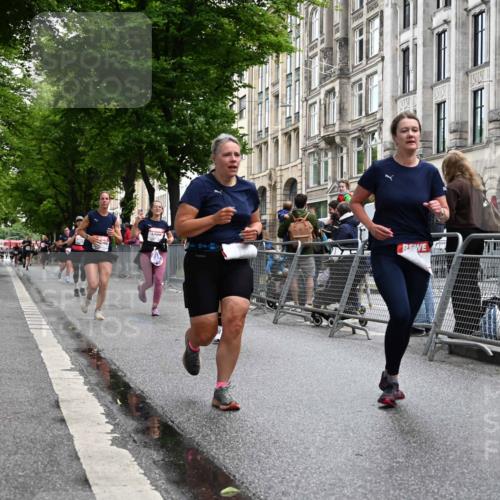 14.06.2026 - REWE Women's Run J. Mangold http://msf.ph/oto/9750676 14.06.2026 10:01:46 Ziel 10132, 10177, 10251, 10340, 10860, 10967, 11162, 11511, 11514 meine-sportfotos.de