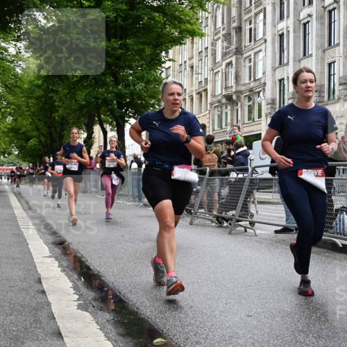 14.06.2026 - REWE Women's Run J. Mangold http://msf.ph/oto/9750677 14.06.2026 10:01:47 Ziel 10132, 10177, 10251, 10340, 10860, 10967, 11162, 11511, 11514 meine-sportfotos.de