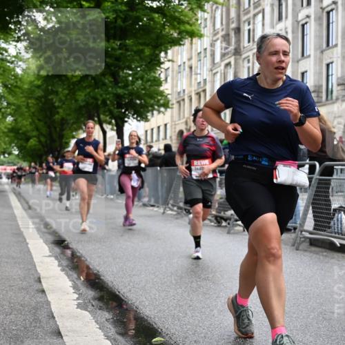 14.06.2026 - REWE Women's Run J. Mangold http://msf.ph/oto/9750680 14.06.2026 10:01:47 Ziel 10132, 10177, 10251, 10340, 10860, 10967, 11162, 11511, 11514 meine-sportfotos.de