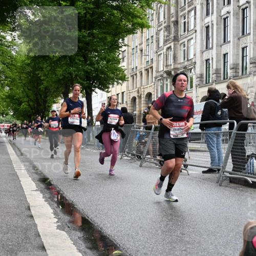 14.06.2026 - REWE Women's Run J. Mangold http://msf.ph/oto/9750682 14.06.2026 10:01:48 Ziel 10132, 10177, 10251, 10340, 10860, 10967, 11511, 11514 meine-sportfotos.de