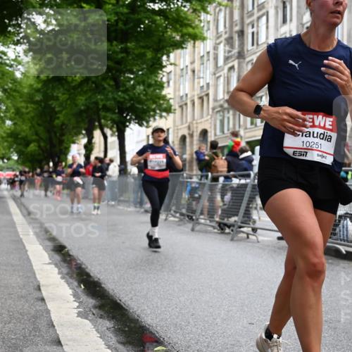14.06.2026 - REWE Women's Run J. Mangold http://msf.ph/oto/9750693 14.06.2026 10:01:50 Ziel 10132, 10177, 10251, 10340, 10967, 11511, 11512, 11513, 11514 meine-sportfotos.de