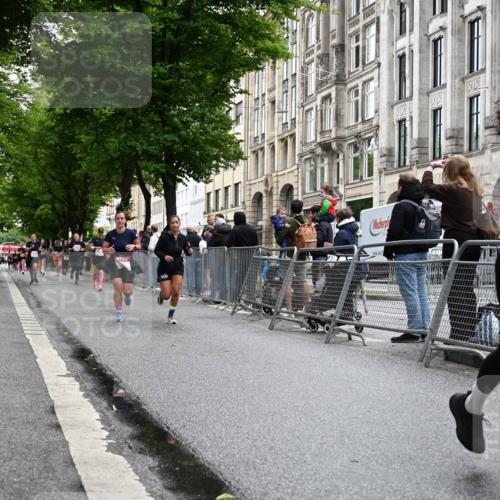 14.06.2026 - REWE Women's Run J. Mangold http://msf.ph/oto/9750700 14.06.2026 10:01:52 Ziel 10132, 10251, 10340, 10967, 11512, 11513 meine-sportfotos.de