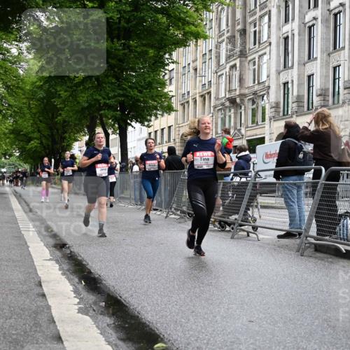14.06.2026 - REWE Women's Run J. Mangold http://msf.ph/oto/9750714 14.06.2026 10:02:01 Ziel 10622, 10733, 10772, 10904, 10945, 10946, 11032, 11191, 11329 meine-sportfotos.de