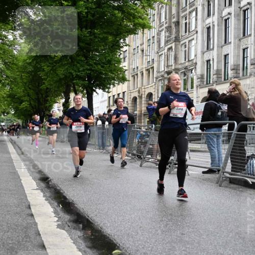 14.06.2026 - REWE Women's Run J. Mangold http://msf.ph/oto/9750716 14.06.2026 10:02:01 Ziel 10622, 10733, 10772, 10904, 10945, 10946, 11032, 11191, 11329 meine-sportfotos.de