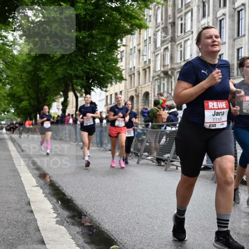 14.06.2026 - REWE Women's Run J. Mangold http://msf.ph/oto/9750728 14.06.2026 10:02:03 Ziel 10622, 10733, 10772, 10904, 10945, 10946, 11032, 11191, 11329 meine-sportfotos.de