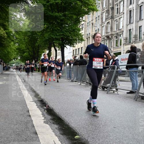 14.06.2026 - REWE Women's Run J. Mangold http://msf.ph/oto/9750767 14.06.2026 10:02:19 Ziel 10261, 10617, 10780, 10932, 11102, 11201, 11448 meine-sportfotos.de