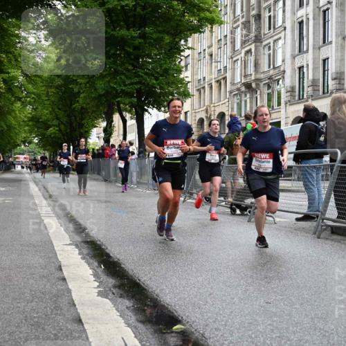 14.06.2026 - REWE Women's Run J. Mangold http://msf.ph/oto/9750772 14.06.2026 10:02:22 Ziel 10617, 10639, 10780, 10932, 11102, 11201, 11448, 11469 meine-sportfotos.de