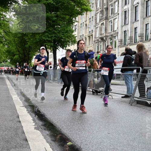 14.06.2026 - REWE Women's Run J. Mangold http://msf.ph/oto/9750784 14.06.2026 10:02:27 Ziel 10181, 10617, 10639, 10932, 11110, 11201, 11448, 11469 meine-sportfotos.de