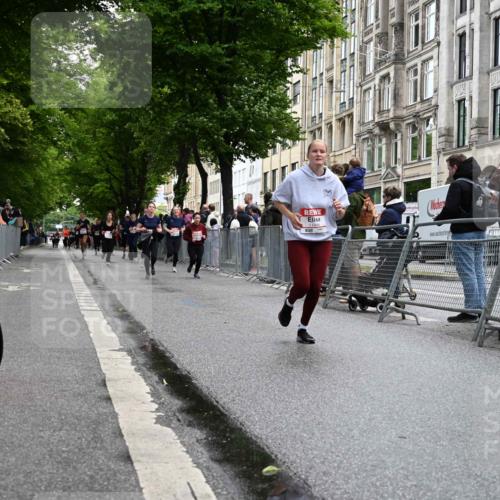 14.06.2026 - REWE Women's Run J. Mangold http://msf.ph/oto/9750827 14.06.2026 10:02:51 Ziel 10028, 10029, 10224, 10510, 11444, 11523 meine-sportfotos.de