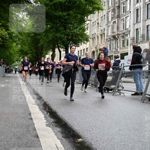 14.06.2026 - REWE Women's Run J. Mangold http://msf.ph/oto/9750837 14.06.2026 10:02:55 Ziel 10028, 10029, 10510, 10527, 10670, 10785, 11208, 11444 meine-sportfotos.de
