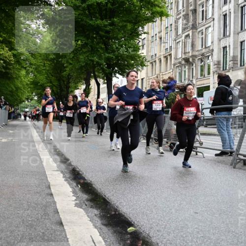 14.06.2026 - REWE Women's Run J. Mangold http://msf.ph/oto/9750840 14.06.2026 10:02:55 Ziel 10028, 10029, 10510, 10527, 10670, 10785, 11208, 11444 meine-sportfotos.de