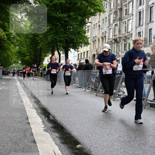 14.06.2026 - REWE Women's Run J. Mangold http://msf.ph/oto/9750871 14.06.2026 10:03:01 Ziel 10026, 10028, 10323, 10421, 10510, 10527, 10652, 10670, 10785, 11208, 11366 meine-sportfotos.de