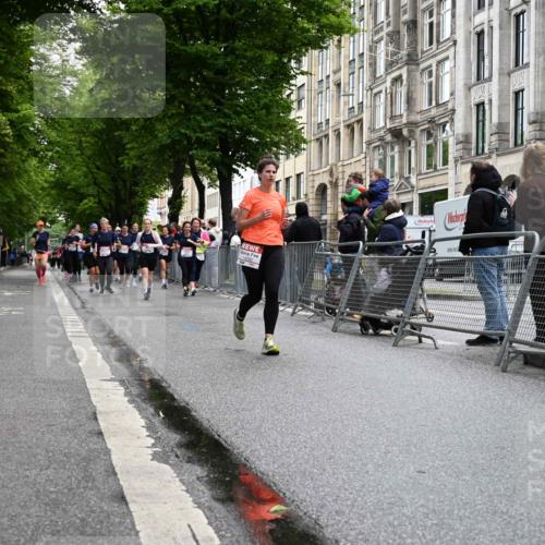 14.06.2026 - REWE Women's Run J. Mangold http://msf.ph/oto/9750906 14.06.2026 10:03:12 Ziel 10032, 10549, 10647 meine-sportfotos.de
