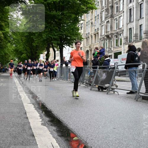 14.06.2026 - REWE Women's Run J. Mangold http://msf.ph/oto/9750907 14.06.2026 10:03:12 Ziel 10032, 10549, 10647 meine-sportfotos.de