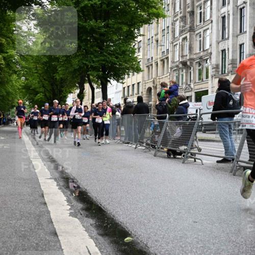 14.06.2026 - REWE Women's Run J. Mangold http://msf.ph/oto/9750914 14.06.2026 10:03:14 Ziel 10032, 10268, 10483, 10549, 10647, 10938, 10953, 10983 meine-sportfotos.de