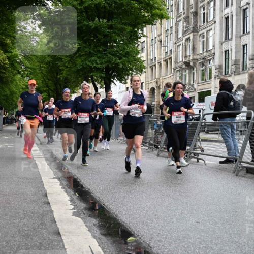 14.06.2026 - REWE Women's Run J. Mangold http://msf.ph/oto/9750923 14.06.2026 10:03:18 Ziel 10032, 10268, 10375, 10483, 10528, 10529, 10724, 10750, 10898, 10938, 10953, 10983, 11158, 11243, 11288, 11377, 11397, 11531 meine-sportfotos.de