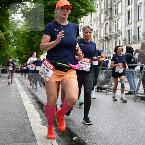 14.06.2026 - REWE Women's Run J. Mangold http://msf.ph/oto/9750934 14.06.2026 10:03:20 Ziel 10268, 10375, 10483, 10528, 10529, 10683, 10724, 10750, 10898, 10931, 10938, 10953, 10983, 11115, 11158, 11243, 11288, 11310, 11377, 11397, 11531 meine-sportfotos.de