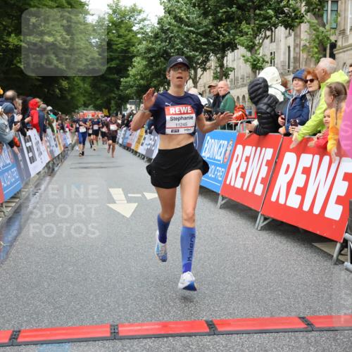 14.06.2026 - REWE Women's Run Strokosch-Dieckow http://msf.ph/oto/9750936 14.06.2026 09:50:42 Ziel 10869, 11245 meine-sportfotos.de