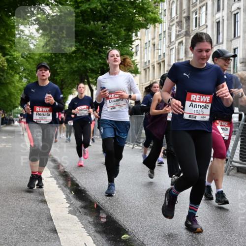14.06.2026 - REWE Women's Run J. Mangold http://msf.ph/oto/9750950 14.06.2026 10:03:23 Ziel 10268, 10375, 10483, 10528, 10529, 10551, 10683, 10724, 10750, 10798, 10898, 10931, 10938, 10953, 10983, 11006, 11115, 11158, 11243, 11254, 11288, 11310, 11377, 11397, 11402, 11531 meine-sportfotos.de