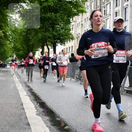 14.06.2026 - REWE Women's Run J. Mangold http://msf.ph/oto/9750960 14.06.2026 10:03:25 Ziel 10017, 10375, 10528, 10529, 10551, 10683, 10724, 10750, 10798, 10898, 10931, 11006, 11115, 11158, 11243, 11254, 11288, 11310, 11377, 11397, 11402, 11442, 11531 meine-sportfotos.de