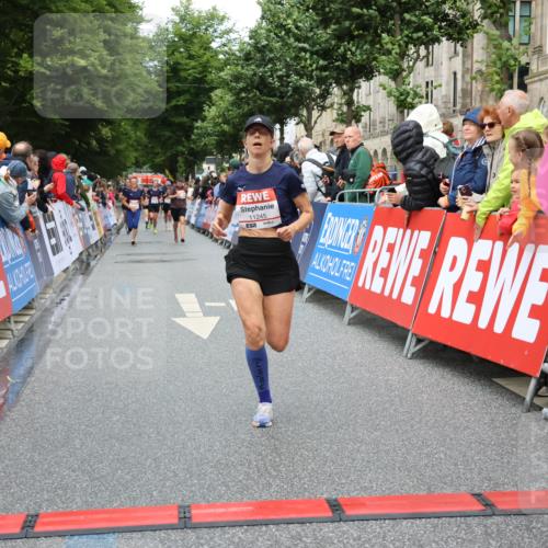 14.06.2026 - REWE Women's Run Strokosch-Dieckow http://msf.ph/oto/9750964 14.06.2026 09:50:41 Ziel 10869, 11245 meine-sportfotos.de