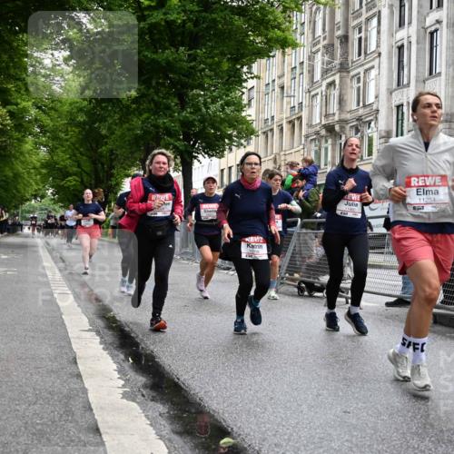 14.06.2026 - REWE Women's Run J. Mangold http://msf.ph/oto/9750973 14.06.2026 10:03:27 Ziel 10017, 10375, 10441, 10551, 10683, 10724, 10750, 10798, 10898, 10931, 11006, 11115, 11254, 11288, 11310, 11377, 11402, 11442, 11531 meine-sportfotos.de