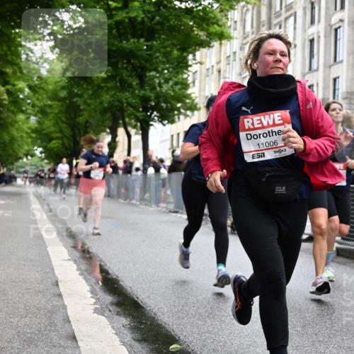 14.06.2026 - REWE Women's Run J. Mangold http://msf.ph/oto/9750985 14.06.2026 10:03:29 Ziel 10017, 10441, 10551, 10683, 10798, 10931, 10996, 11006, 11115, 11254, 11310, 11402, 11442 meine-sportfotos.de