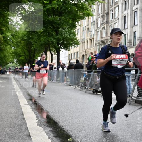 14.06.2026 - REWE Women's Run J. Mangold http://msf.ph/oto/9750987 14.06.2026 10:03:30 Ziel 10017, 10441, 10551, 10683, 10798, 10996, 11006, 11254, 11402, 11442 meine-sportfotos.de