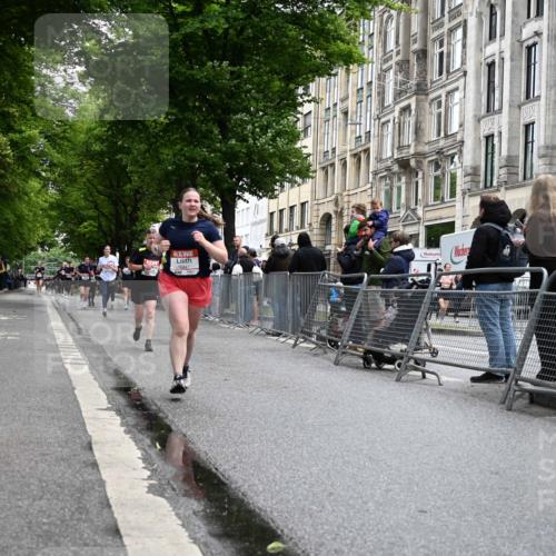 14.06.2026 - REWE Women's Run J. Mangold http://msf.ph/oto/9750989 14.06.2026 10:03:30 Ziel 10017, 10441, 10551, 10683, 10798, 10996, 11006, 11254, 11402, 11442 meine-sportfotos.de