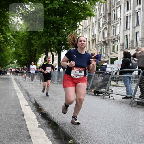 14.06.2026 - REWE Women's Run J. Mangold http://msf.ph/oto/9750997 14.06.2026 10:03:32 Ziel 10011, 10013, 10017, 10441, 10551, 10798, 10996, 11006, 11254, 11402, 11442 meine-sportfotos.de