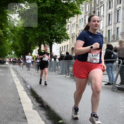 14.06.2026 - REWE Women's Run J. Mangold http://msf.ph/oto/9751001 14.06.2026 10:03:32 Ziel 10011, 10013, 10017, 10441, 10551, 10798, 10996, 11006, 11254, 11402, 11442 meine-sportfotos.de