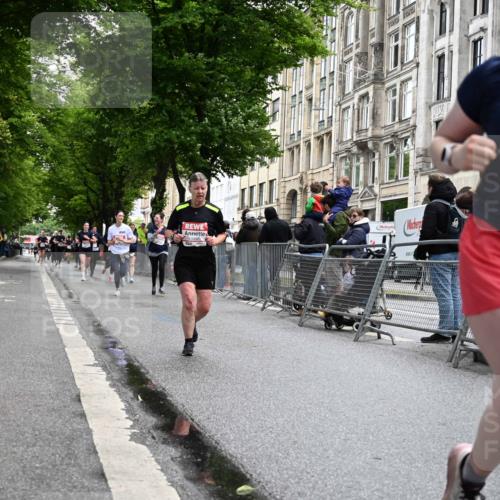 14.06.2026 - REWE Women's Run J. Mangold http://msf.ph/oto/9751003 14.06.2026 10:03:33 Ziel 10011, 10013, 10017, 10441, 10551, 10798, 10996, 11006, 11402, 11442 meine-sportfotos.de