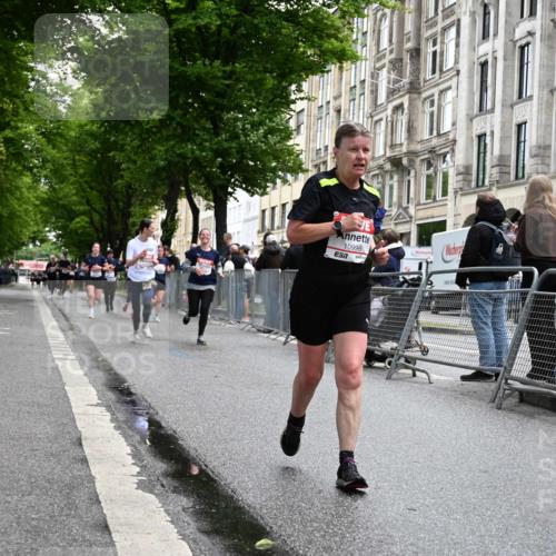 14.06.2026 - REWE Women's Run J. Mangold http://msf.ph/oto/9751011 14.06.2026 10:03:34 Ziel 10011, 10013, 10017, 10441, 10996, 11442 meine-sportfotos.de