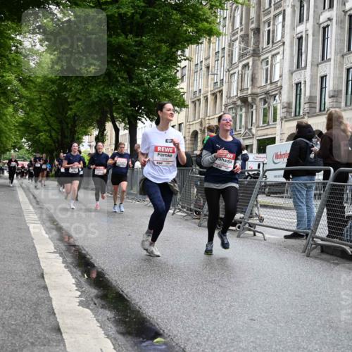 14.06.2026 - REWE Women's Run J. Mangold http://msf.ph/oto/9751016 14.06.2026 10:03:37 Ziel 10011, 10013, 10368, 10603, 10996, 11080 meine-sportfotos.de