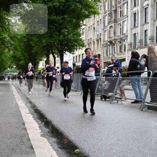 14.06.2026 - REWE Women's Run J. Mangold http://msf.ph/oto/9751039 14.06.2026 10:03:42 Ziel 10013, 10227, 10301, 10368, 10415, 10476, 10603, 10900, 11080, 11333 meine-sportfotos.de