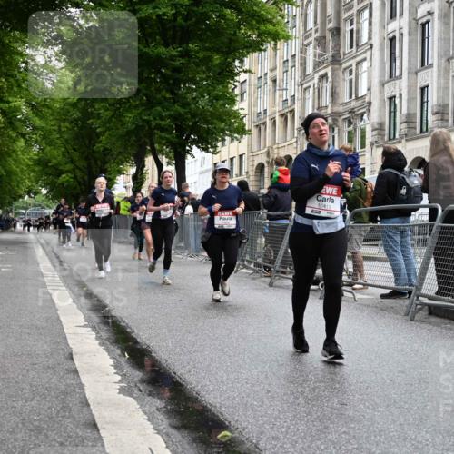 14.06.2026 - REWE Women's Run J. Mangold http://msf.ph/oto/9751044 14.06.2026 10:03:43 Ziel 10227, 10276, 10301, 10368, 10415, 10448, 10476, 10603, 10900, 11080, 11333 meine-sportfotos.de