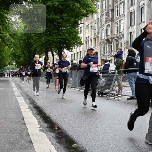 14.06.2026 - REWE Women's Run J. Mangold http://msf.ph/oto/9751049 14.06.2026 10:03:44 Ziel 10227, 10276, 10301, 10368, 10415, 10448, 10476, 10603, 10900, 11080, 11333 meine-sportfotos.de