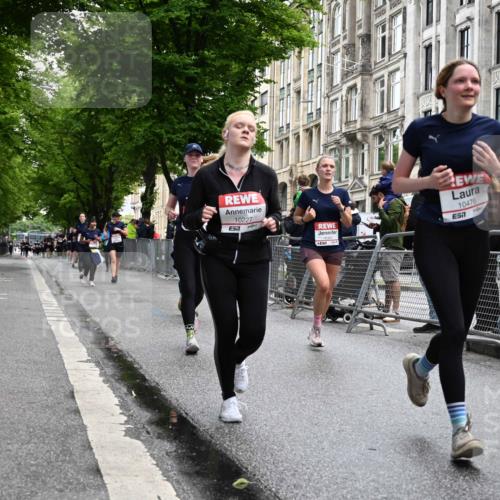 14.06.2026 - REWE Women's Run J. Mangold http://msf.ph/oto/9751065 14.06.2026 10:03:46 Ziel 10227, 10276, 10301, 10415, 10448, 10476, 10900, 11333 meine-sportfotos.de