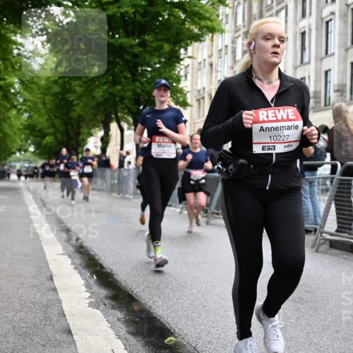 14.06.2026 - REWE Women's Run J. Mangold http://msf.ph/oto/9751068 14.06.2026 10:03:47 Ziel 10227, 10276, 10301, 10335, 10415, 10448, 10476, 10900, 11333 meine-sportfotos.de