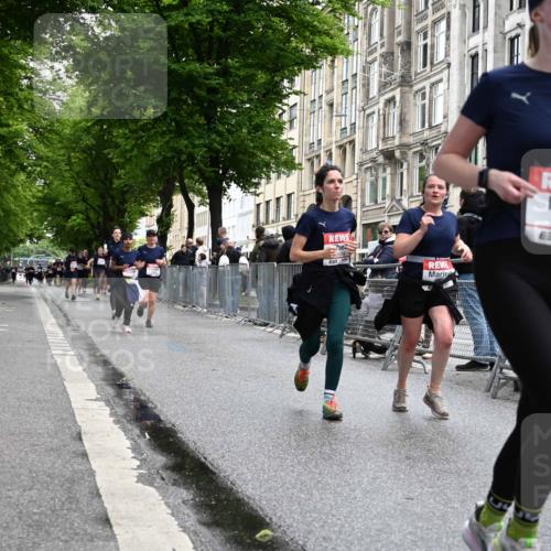 14.06.2026 - REWE Women's Run J. Mangold http://msf.ph/oto/9751075 14.06.2026 10:03:48 Ziel 10227, 10276, 10301, 10335, 10415, 10448, 10476, 10554, 10900, 11333 meine-sportfotos.de