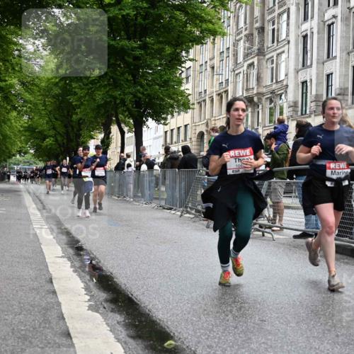 14.06.2026 - REWE Women's Run J. Mangold http://msf.ph/oto/9751078 14.06.2026 10:03:49 Ziel 10227, 10276, 10301, 10335, 10448, 10476, 10554, 10900, 11108, 11333 meine-sportfotos.de