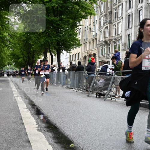 14.06.2026 - REWE Women's Run J. Mangold http://msf.ph/oto/9751082 14.06.2026 10:03:50 Ziel 10227, 10276, 10301, 10335, 10448, 10476, 10554, 11108, 11333 meine-sportfotos.de
